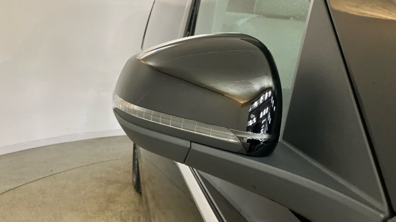 Volkswagen Multivan 1.4 TSI eHybrid Style 5dr LWB DSG Estate